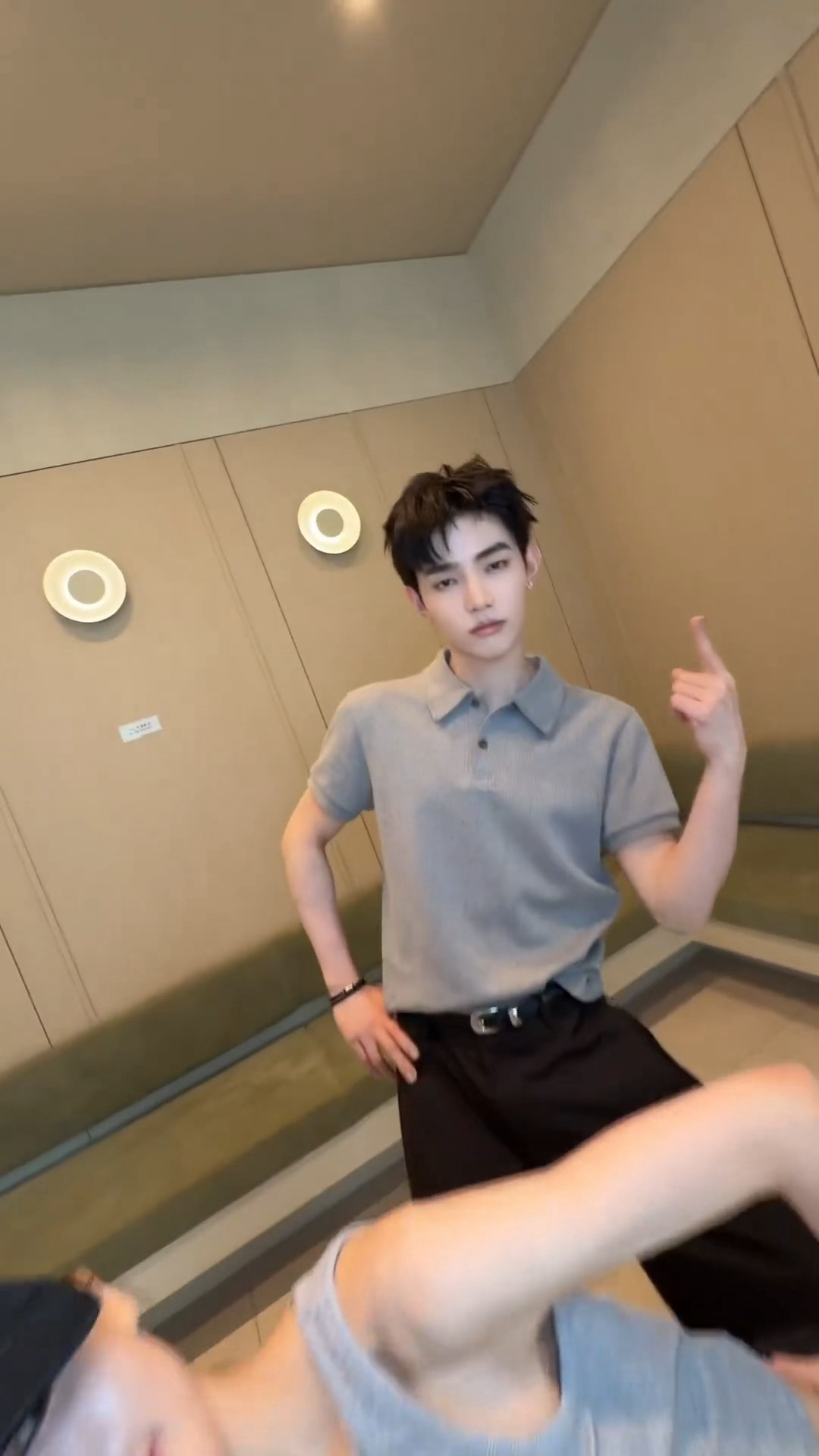 章昊 章昊WORK challange with Billlie 好帅好会跳 昊