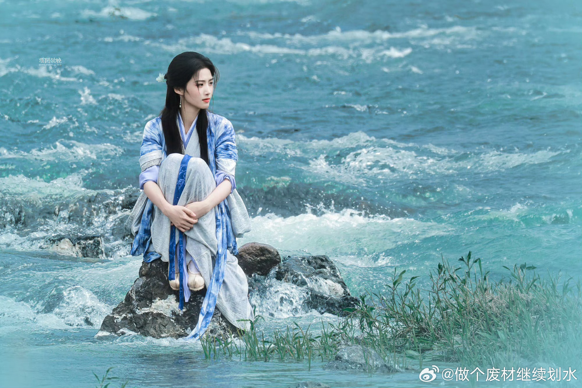 何不同舟渡杀青何不同舟渡杀青特辑何不同舟渡杀青特辑真的是给我看的眼前一亮又一亮啊