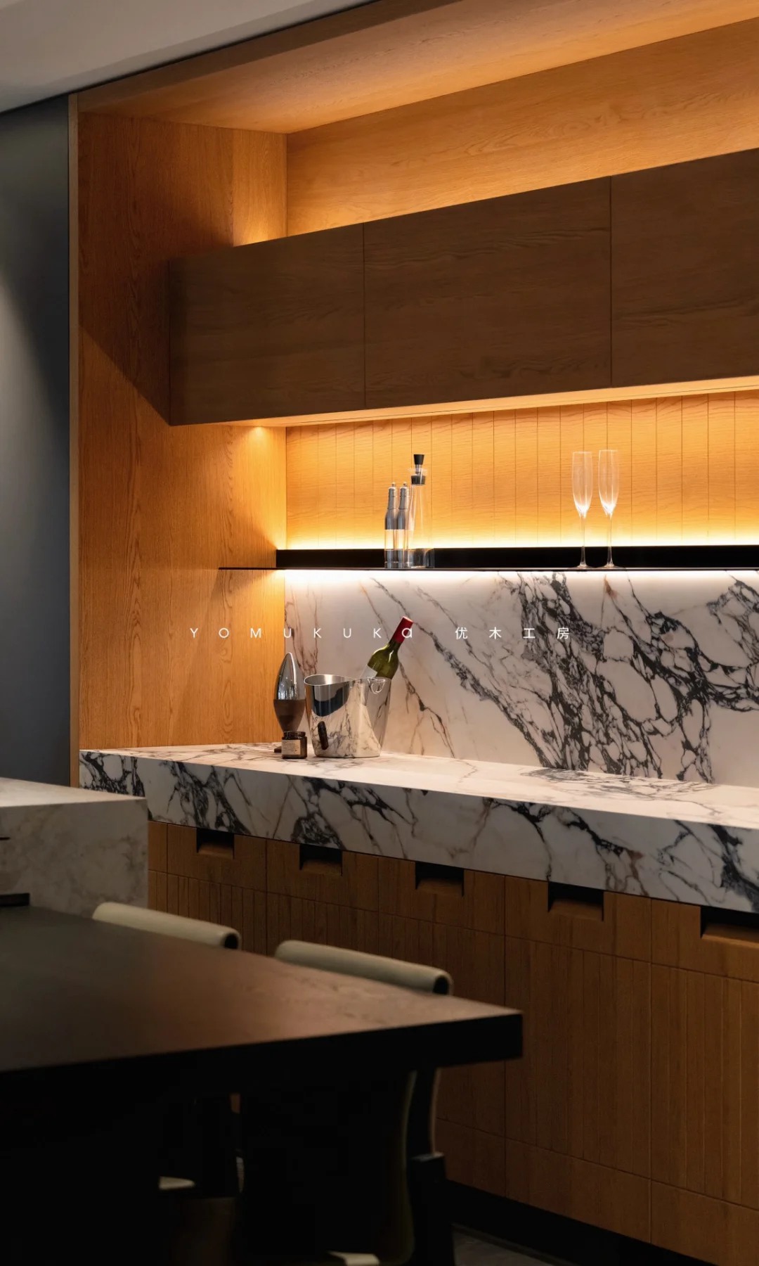 杭州全屋定制｜柚木色橱柜+岛台，无滤镜实拍