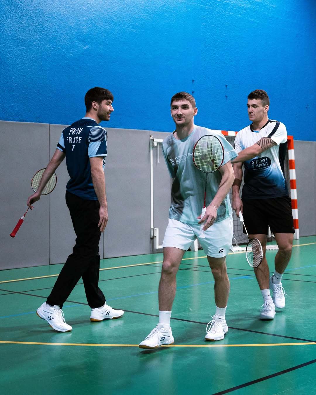 波波夫一家备战欧锦赛羽毛球