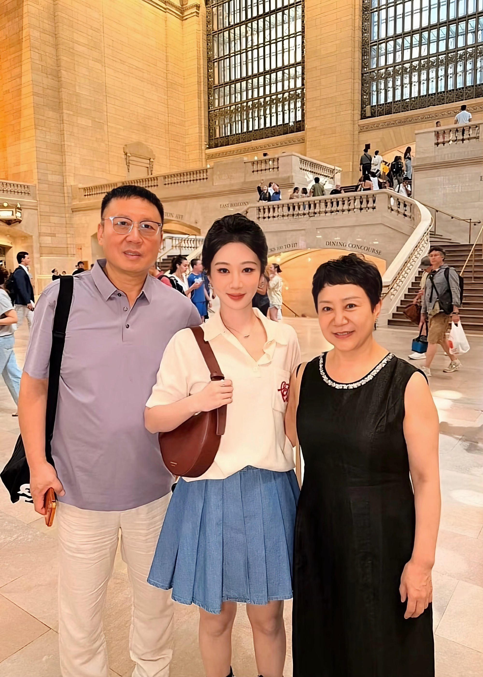 杨紫 幸福的一家人💜紫 紫爸 紫妈 