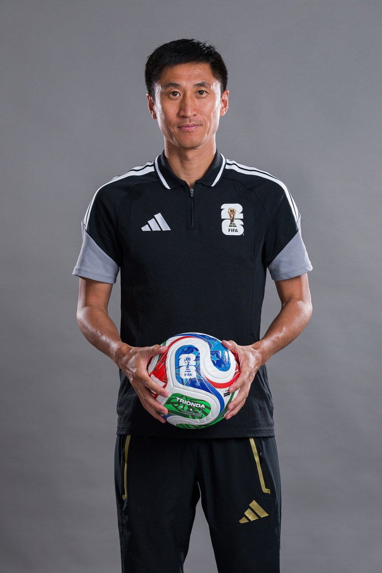 6月21日讯 FIFA官方公布世界杯小组赛L组第2轮——英格兰vs加纳比赛的裁判