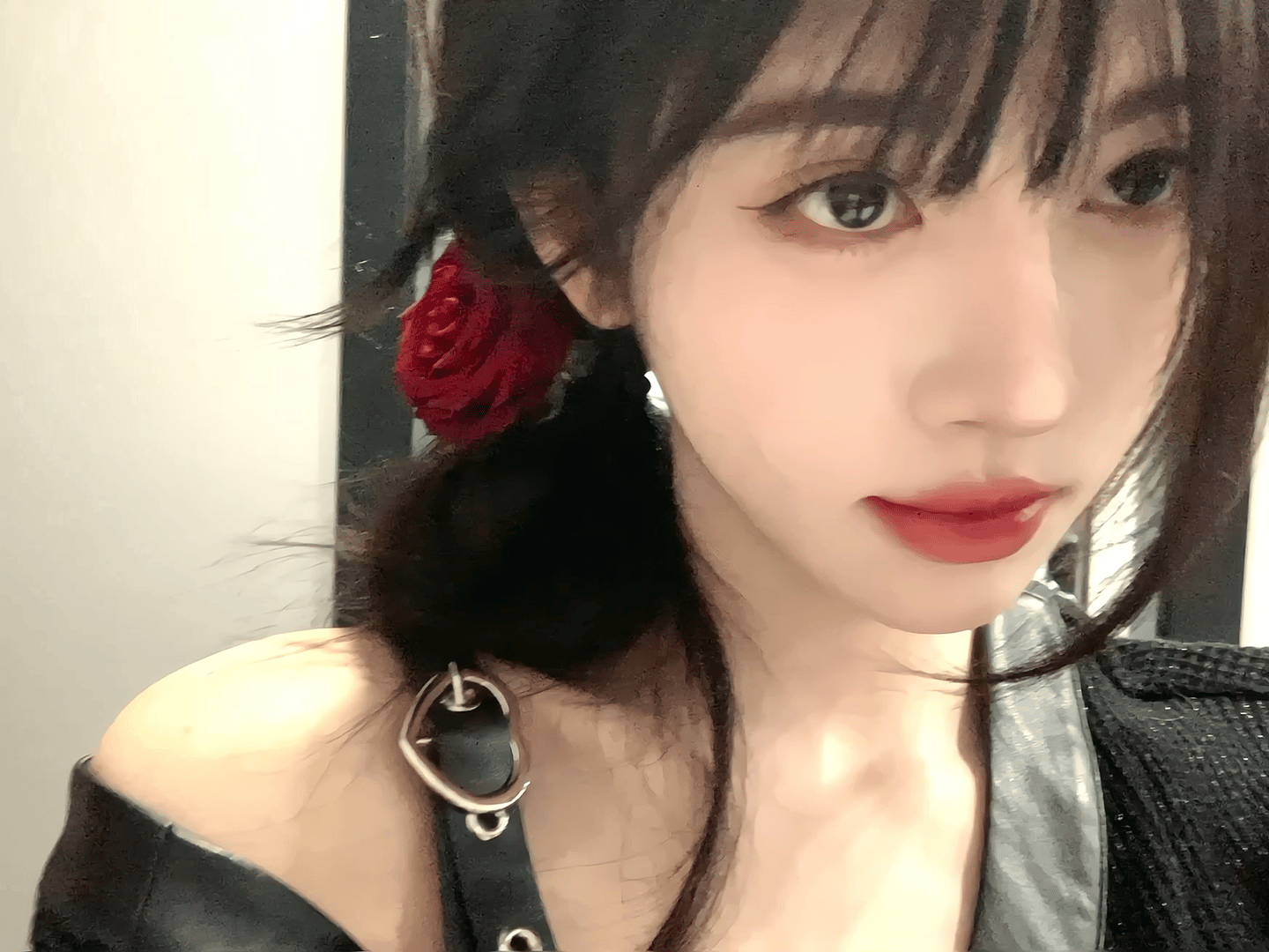 【鞠婧祎】为何女人总是一往情深 鞠婧祎吃顿好的 ​​​