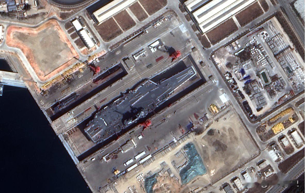 好像是第一次看到17进海南屋吧。