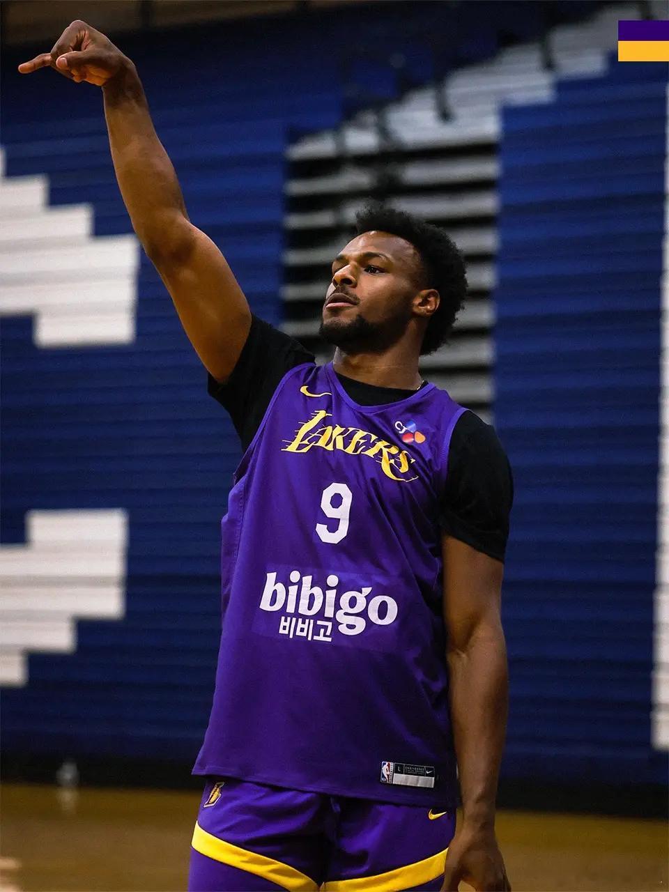 北京时间7月18日，NBA夏季联赛继续进行，洛杉矶湖人队又遭败绩。虽然布朗尼得到