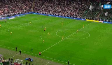 利雅德胜利2：3不敌吉达联合，就输在了中锋位置！
利雅德胜利的阵容足够完美，但是