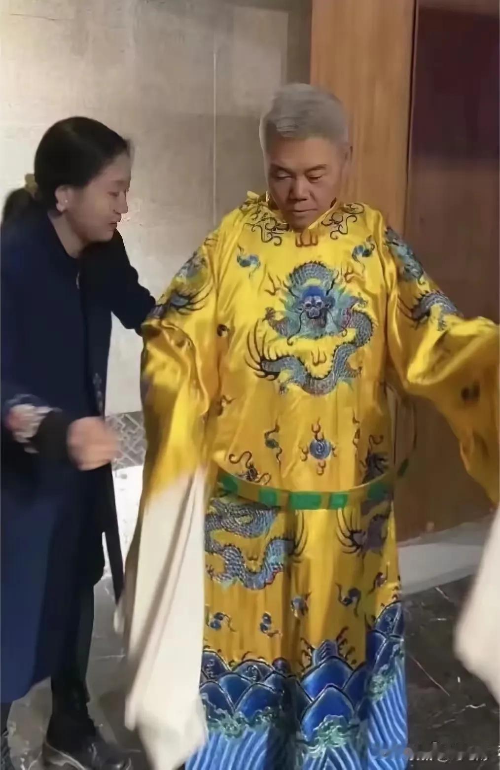 这是想干什么？