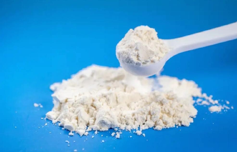 电商平台成假奶粉重灾区，真是为了利益睁只眼闭只眼！就像河南中牟的黑作坊，用奶精加