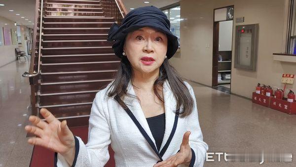 周玉蔻又输了！做节目骂赵少康家暴判赔20万　再判须赔民视150万
亲绿媒体人周玉