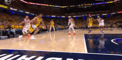 NBA本赛季季后赛中最好看的一轮对决：纽约尼克斯队和印第安纳步行者队。
  这两