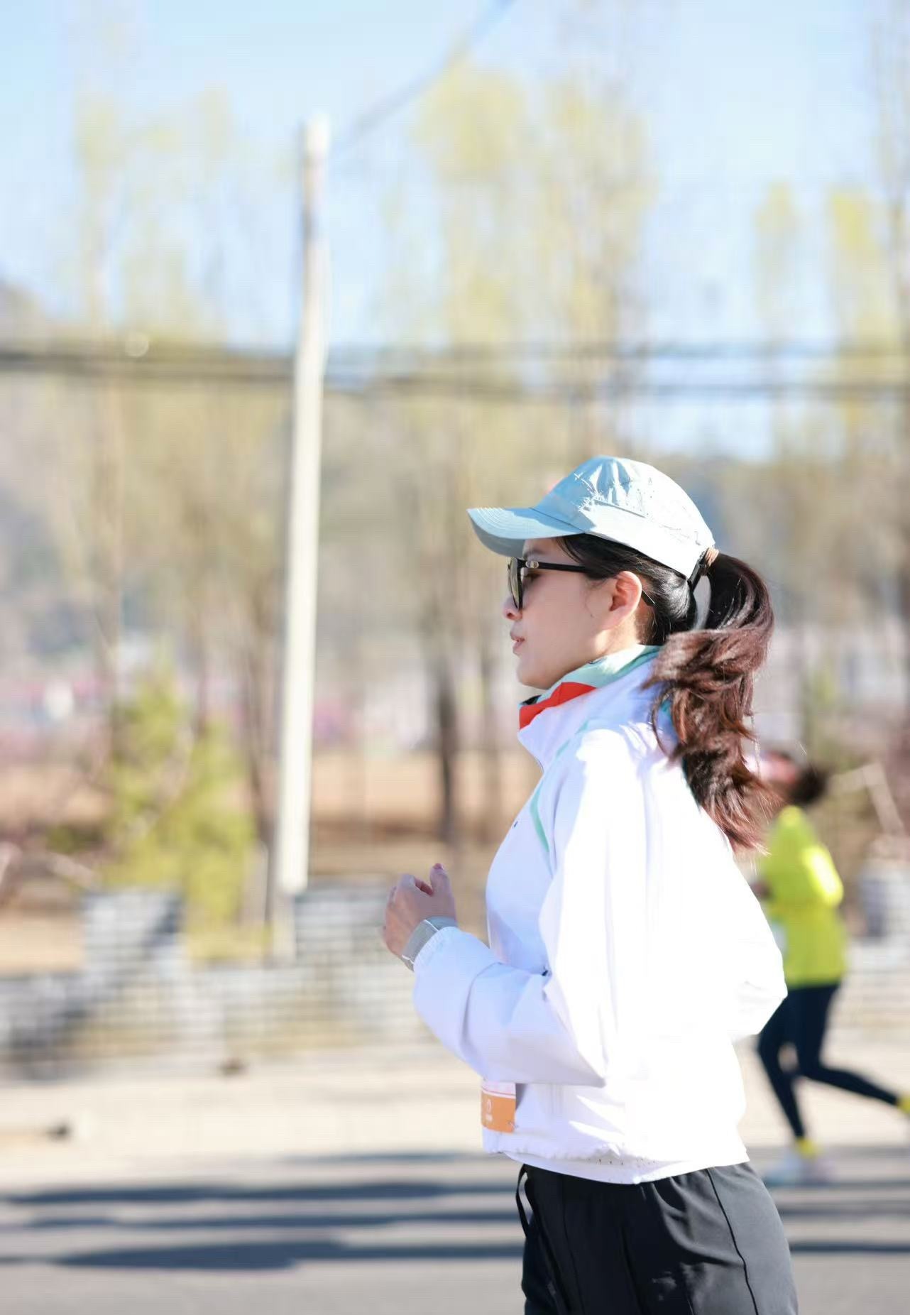 谢娜想和徐洁儿跑马拉松徐洁儿姐姐的高精力人生娜姐也想加入了，期待两位一起约着马拉