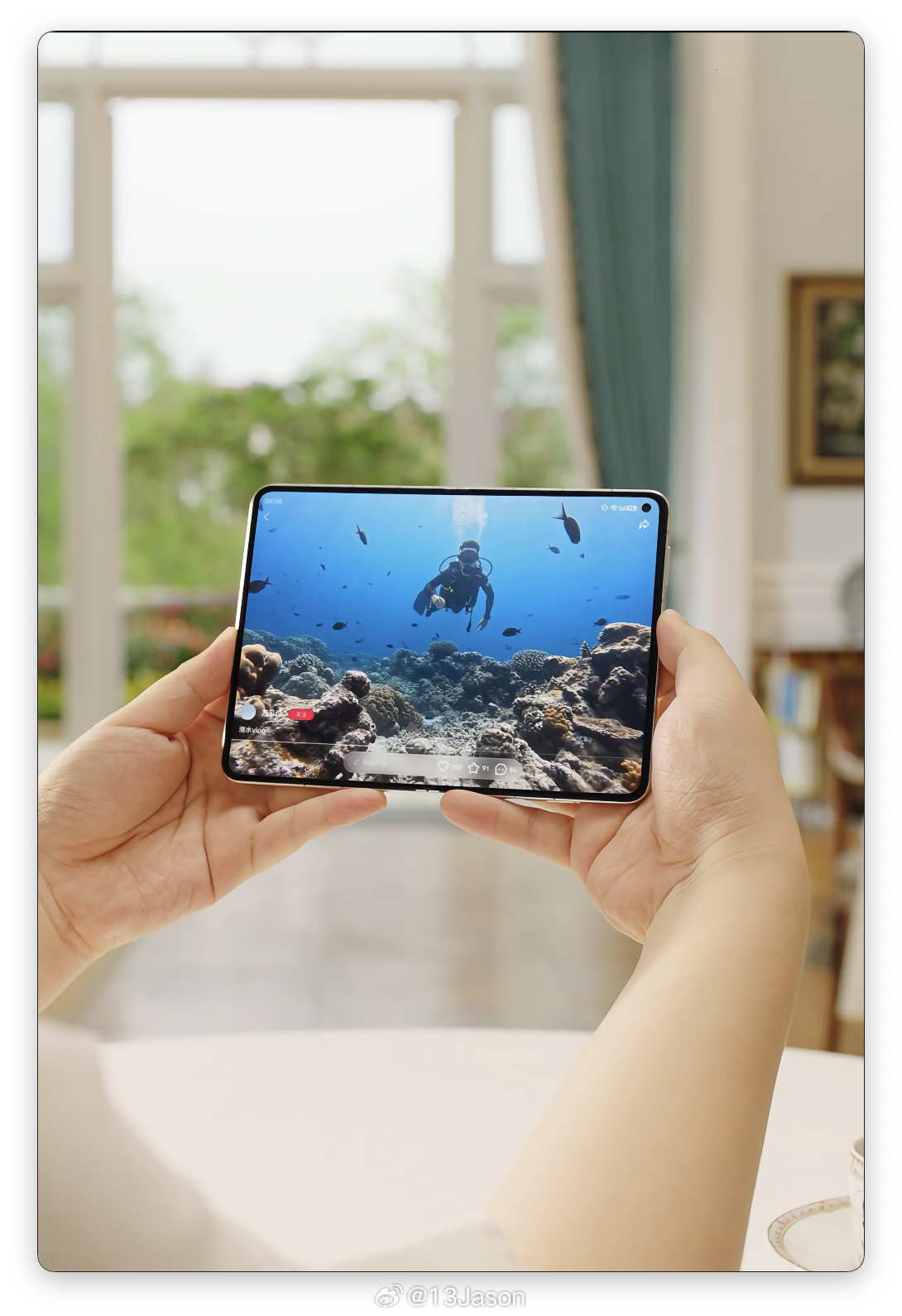 周一果然宜宣发，余总首次曝光了华为 Pura X Max，真正的「华为大阔折」。