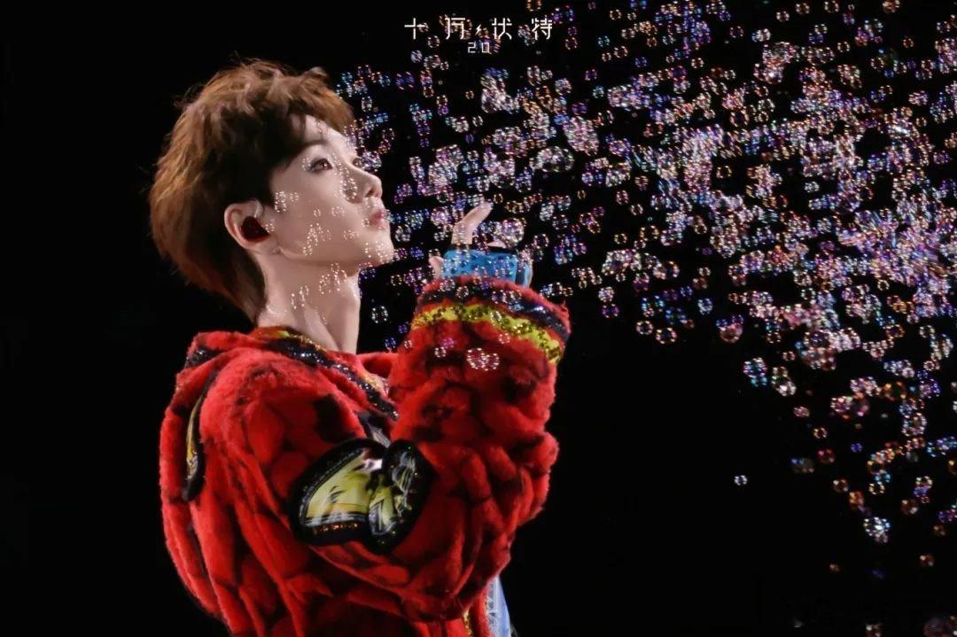 汪苏泷台州演唱会官宣预售 哇！汪苏泷的台州演唱会预售已经准备开始了，小伙伴们真的