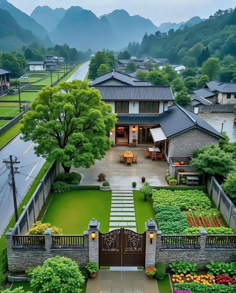 投资每年高股息且稳健经营的优质企业，就好比你拥有一栋每年收取租金的楼房。

都知