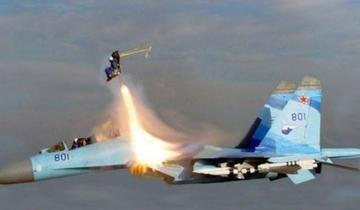 F-16打下苏-35，俄军所谓的王牌战斗机啊——可一架飞机坠毁，为何立刻撬动欧洲