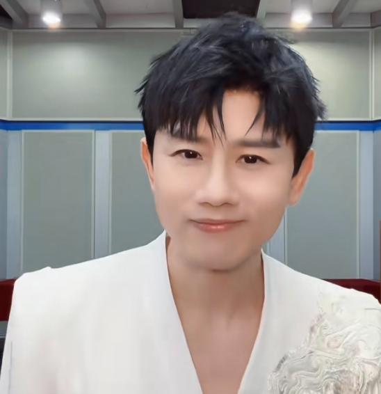 [月亮]43岁张杰，给所有已婚男人提了个醒，那就是你可以分手，也可以跟别的女人结