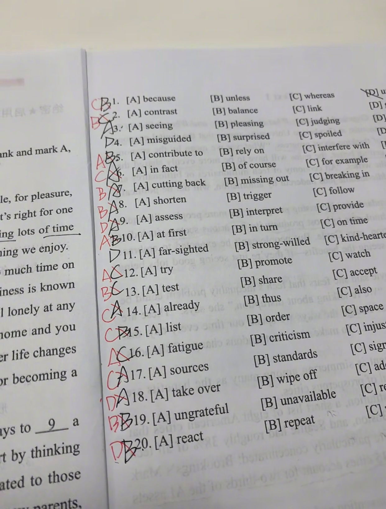 想提高答题正确率可以避雷黑笔我发现用黑笔写题总是错但用红笔写的都是对的所以以后我