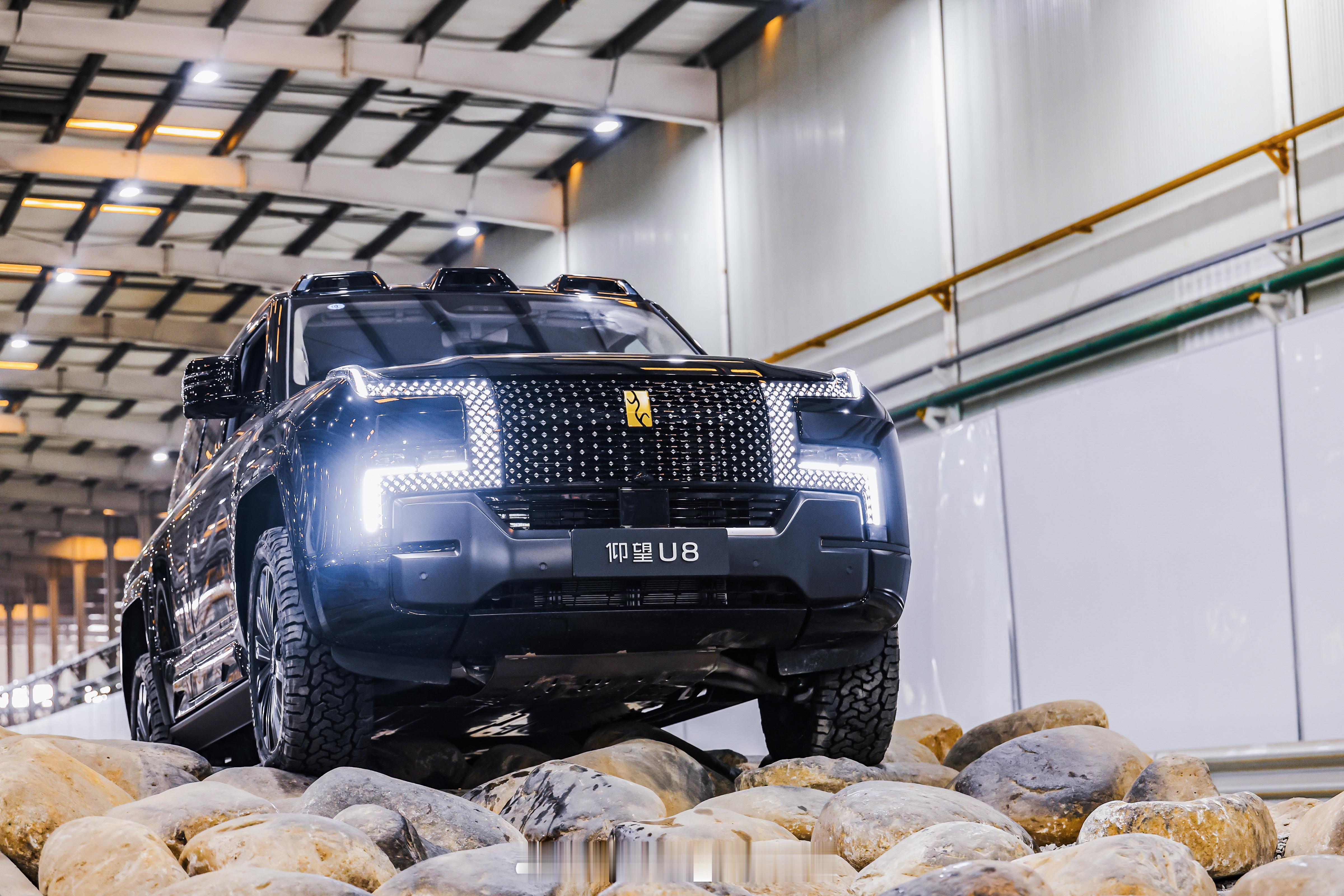 我一直觉得科技普惠大众绝对是正确的方向，特别是越野，说白了受限于各种各样的成本和