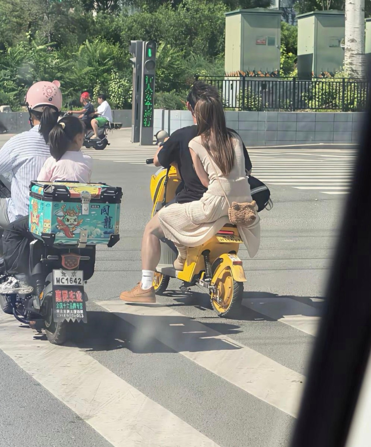 这腿怎么这么强壮