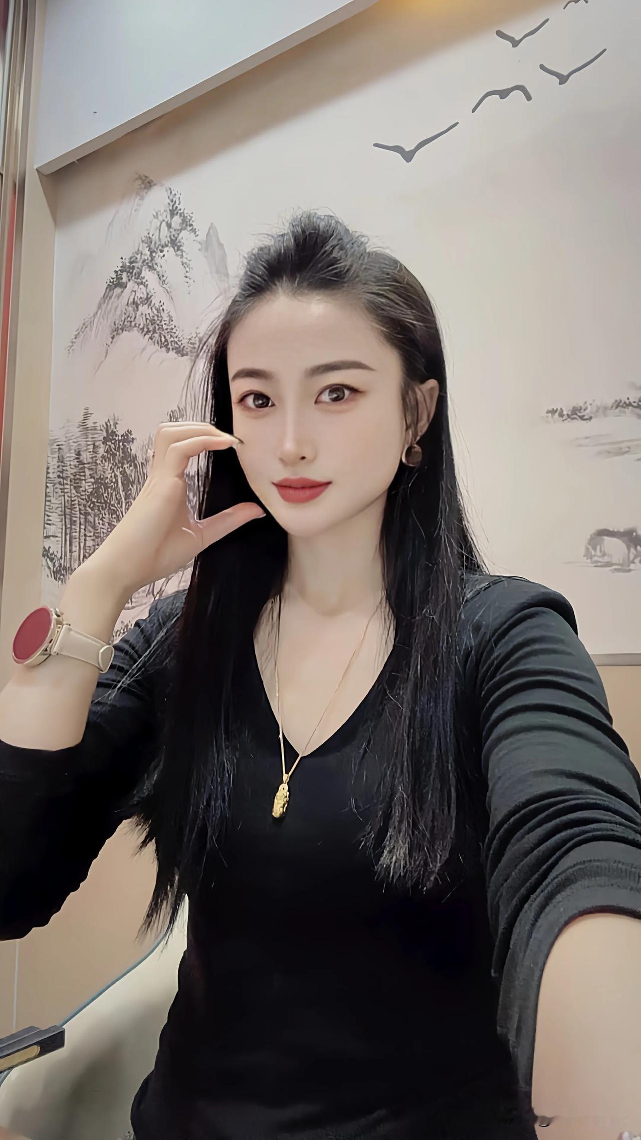 人越淡就越顺，你的心态有多牛，你的生活便有多好，尊重所有的声音，但只成为自己，心