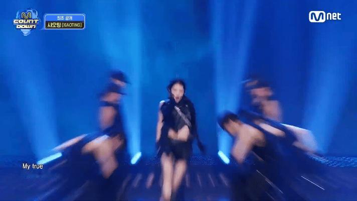沈小婷个人初舞台沈小婷SOLO曲 'LEGEND' MCD初舞台，全黑look好