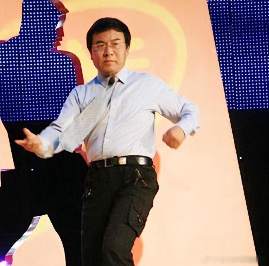韩乔生说阿根廷输了我一起走 节目组听完连夜给阿根廷加油，毕竟谁也不想明天录影棚里