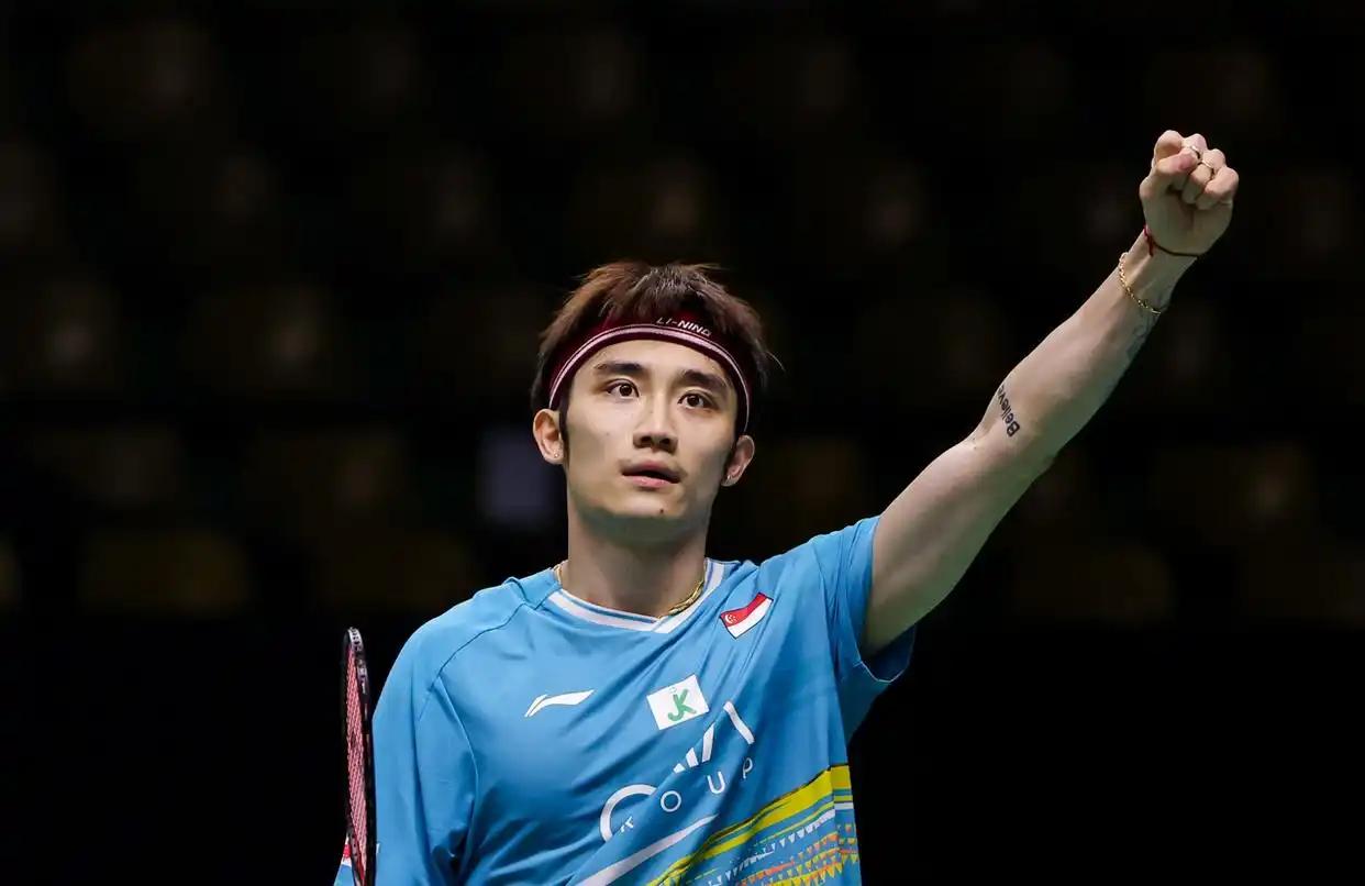 刚刚结束了一场泰国羽毛球大师赛男单1/16决赛，男单世界排名第23位的新加坡选手