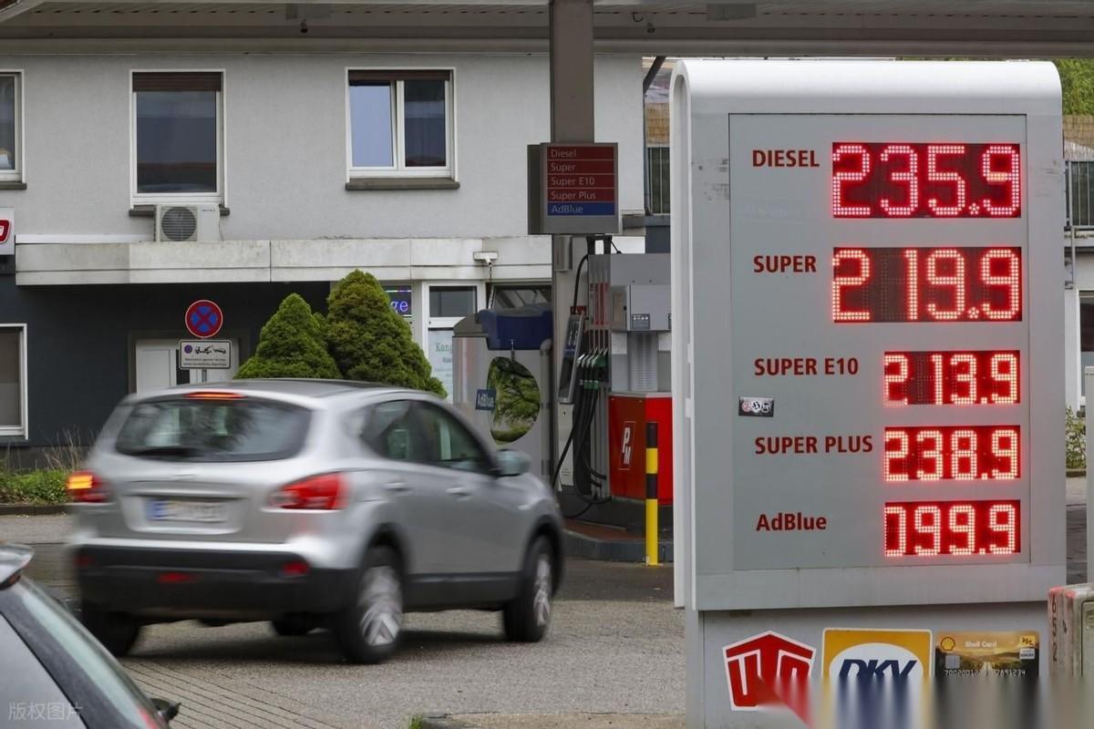 4月20日，德黑兰传来强音，佩泽希齐扬直截了当：“伊朗人民，绝不屈服于胁迫”，同