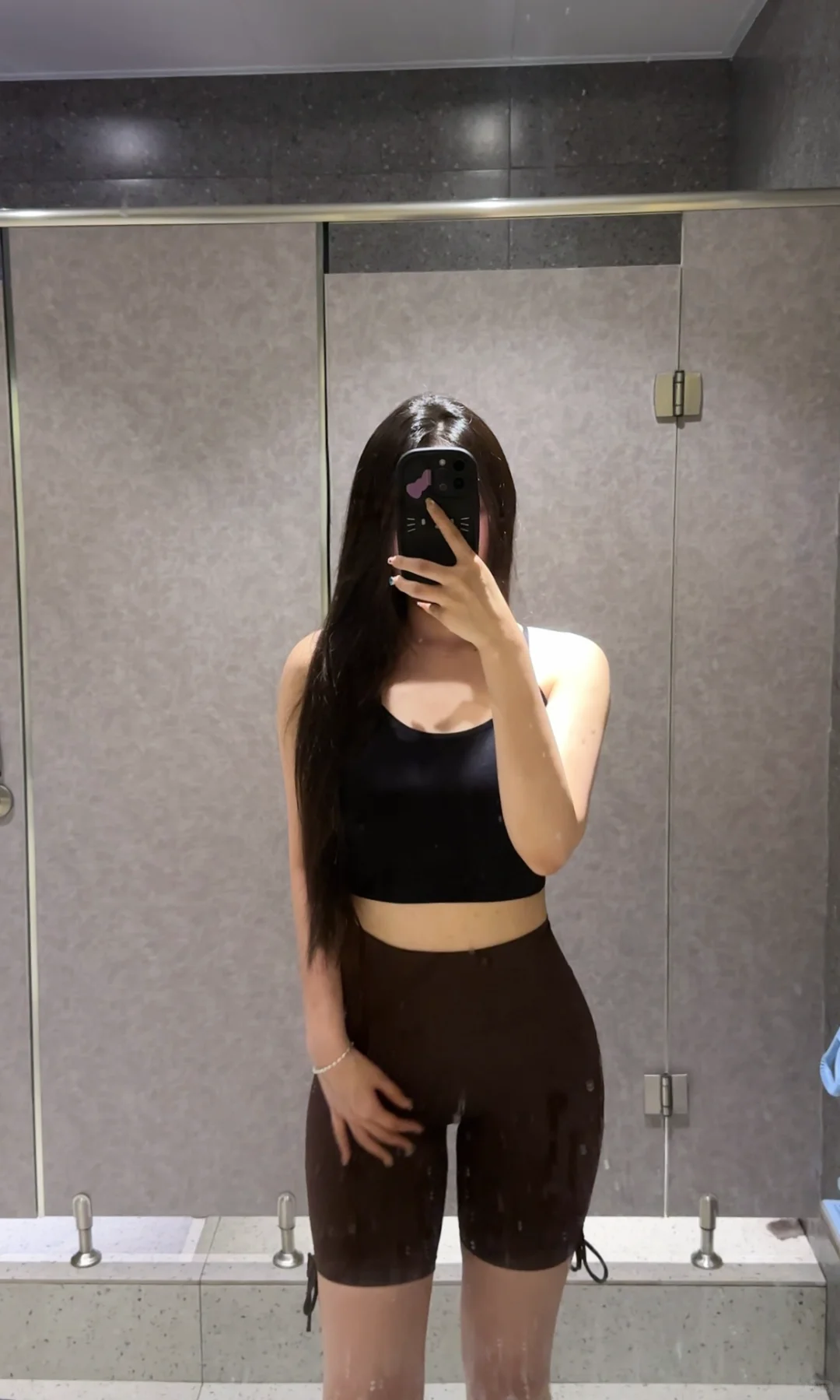 173/120，我只是腿粗又不是不好看🤷