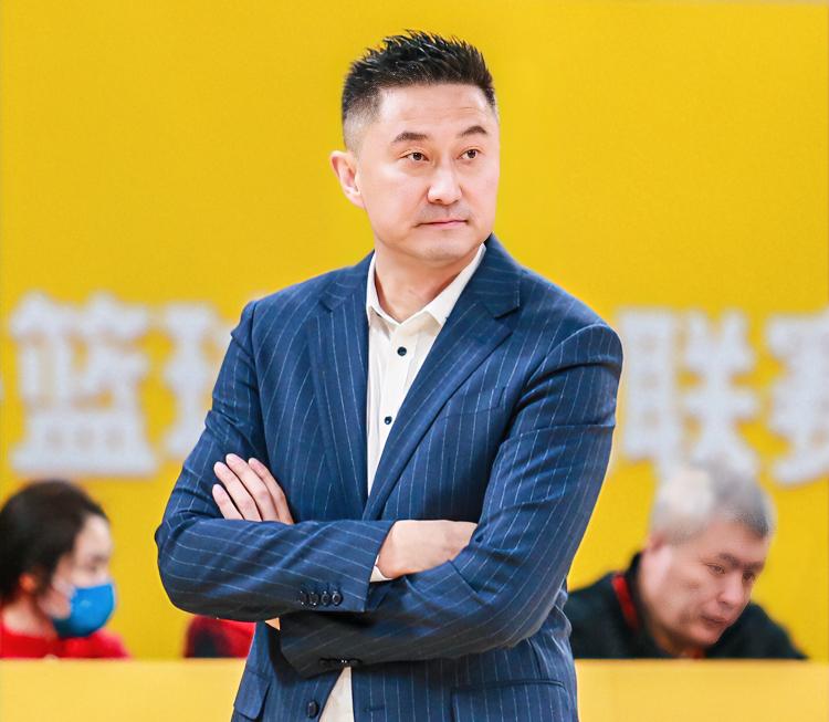 广东客场作战浙江广厦，少输算赢？？？广东宏远要想在客场拿到这场关键胜利，几乎不可