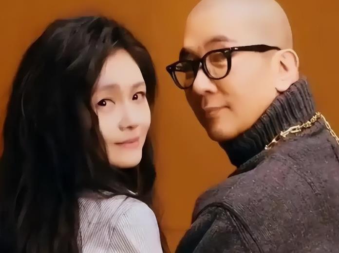 如果都是聪明人就不要互撕了，毕竟孩子妈妈已经没了，大S财产理应留给她的一双儿女。