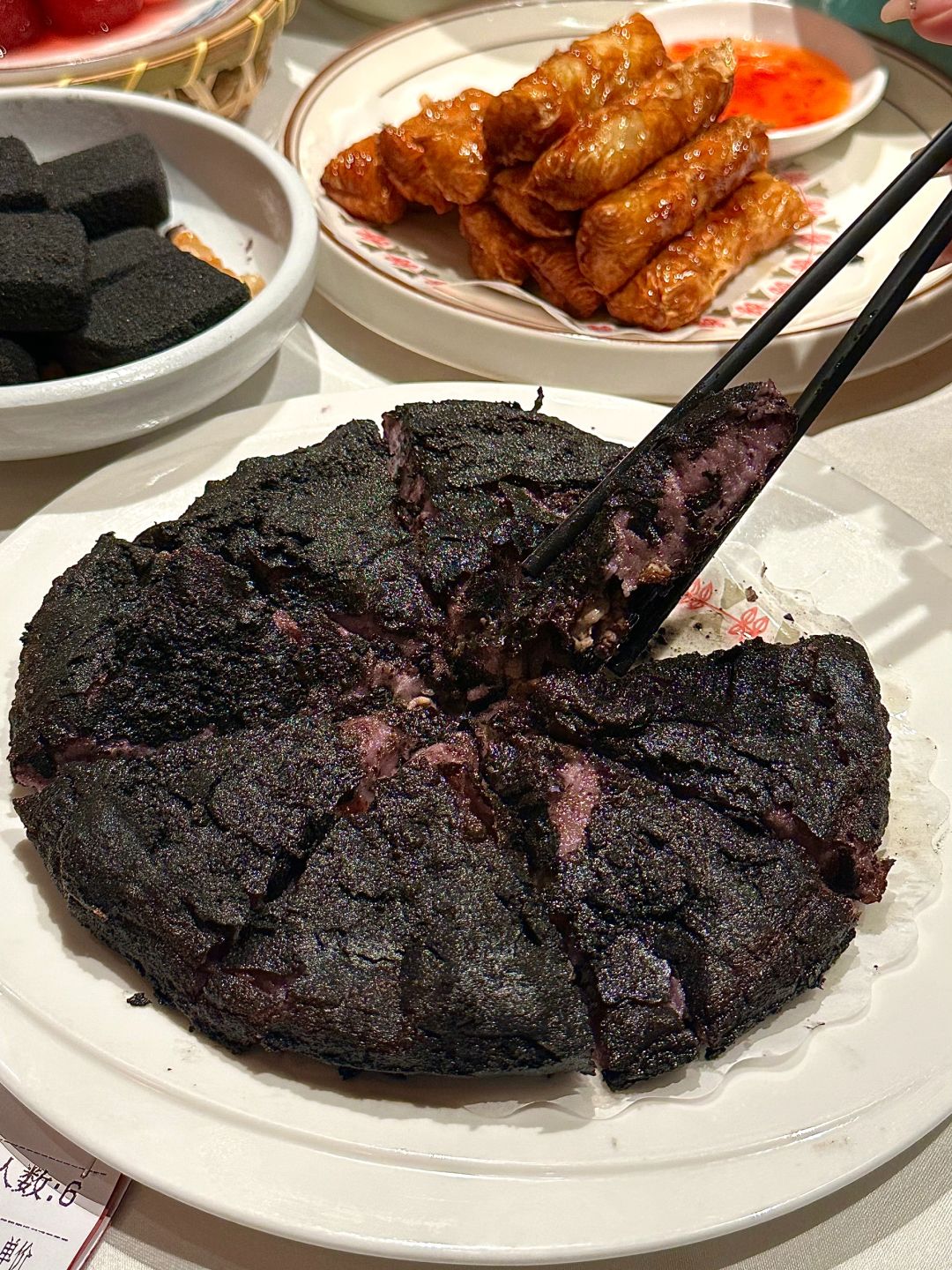 在广州的！来这里吃香酥芋泥鸭………