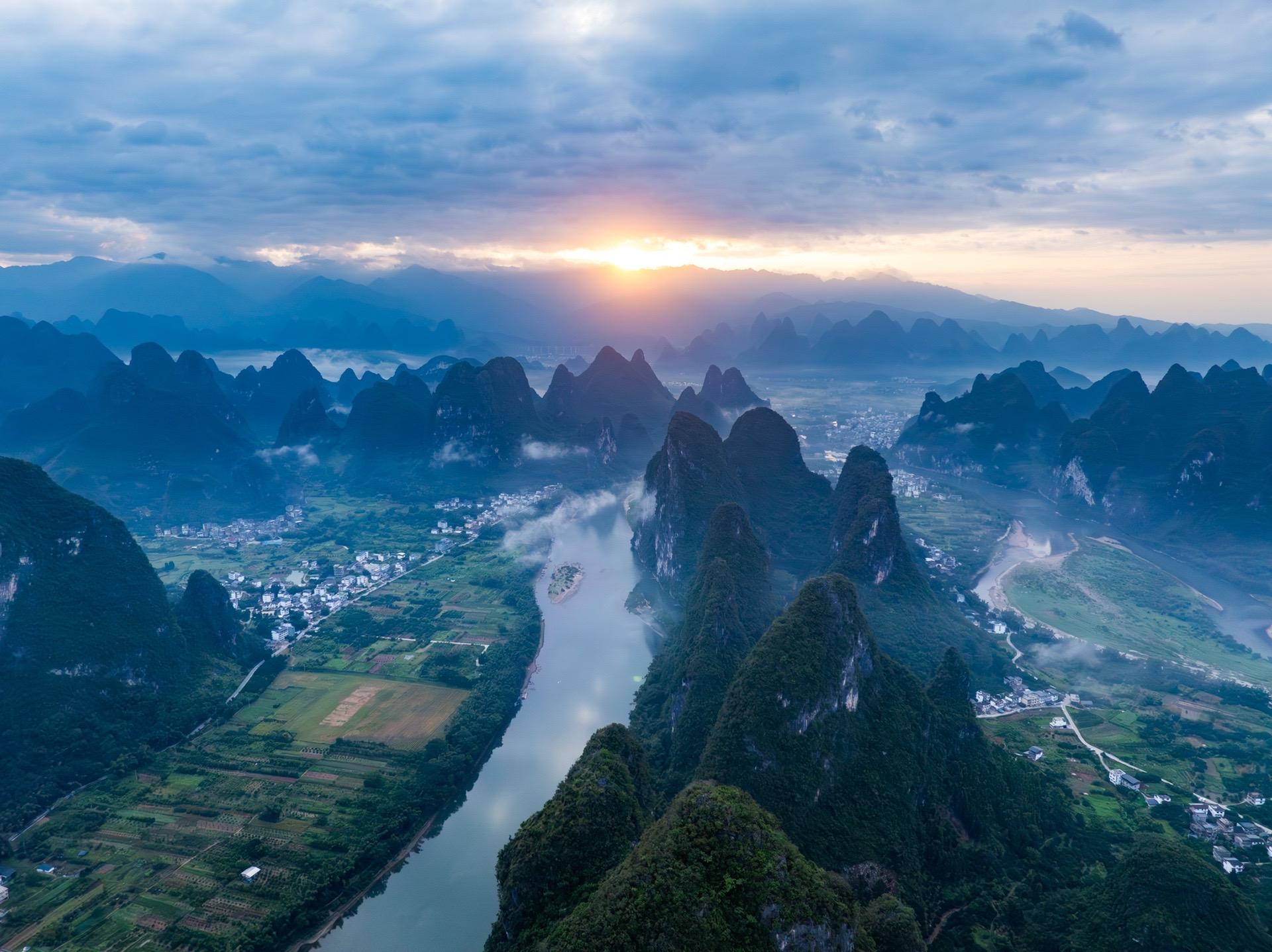 淡季的阳朔，太适合旅游了。气温也凉快，不堵车，不排队，独享这美丽风景。