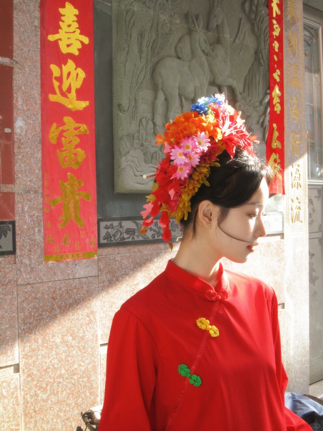 簪花🌺中国女孩的民族版新年照