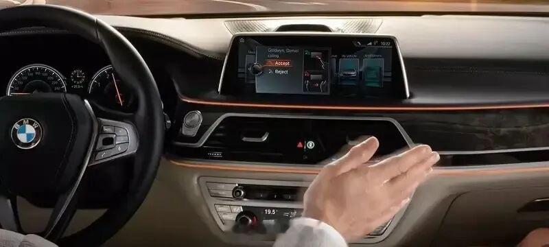 【网传宝马将彻底取消手势控制功能】宝马目前在售的全系车型均已不再提供手势控制。据