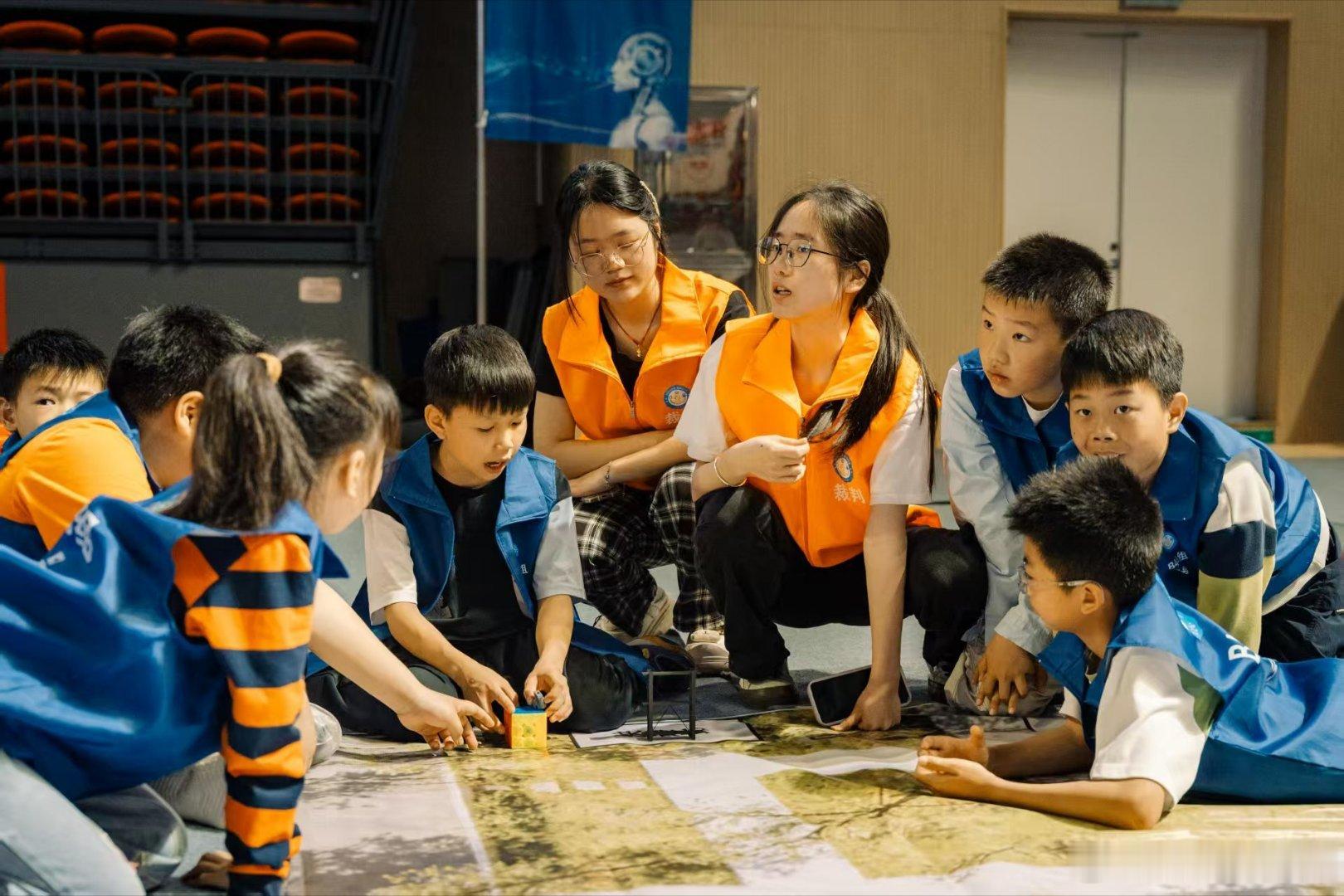 长沙科技赋新能银龄乐天伦【湖南湘江新区2026科技活动周机器人挑战赛】湖南湘江新