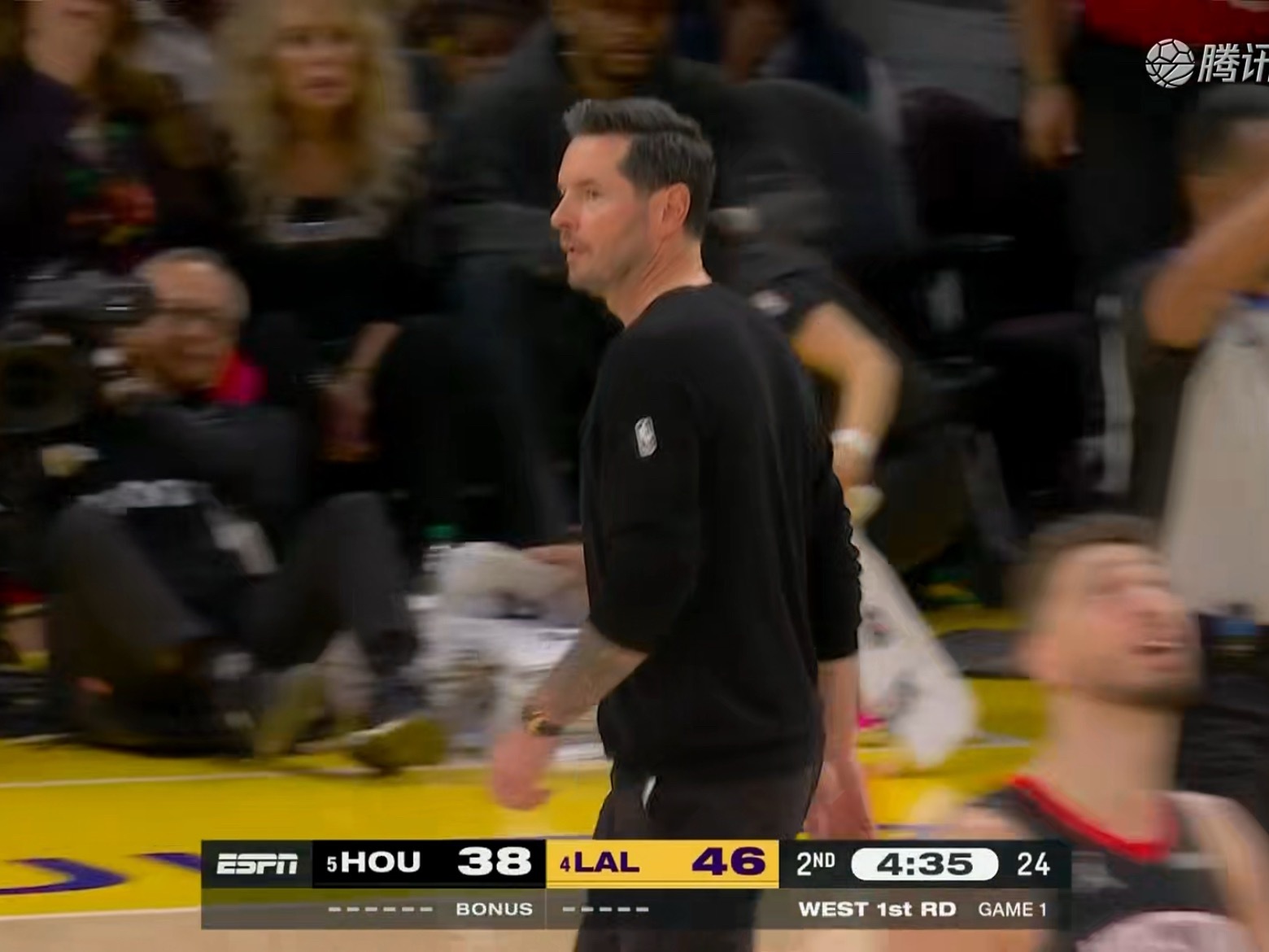 雷迪克挑战！艾顿进攻犯规 