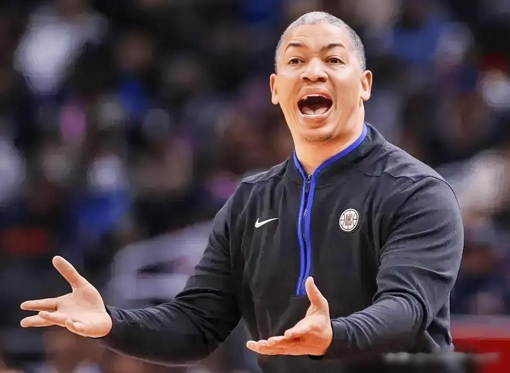 伦纳德: 我又休息了，这工资挣的真值。
泰伦卢: 我有哈登。
比尔在太阳队拿