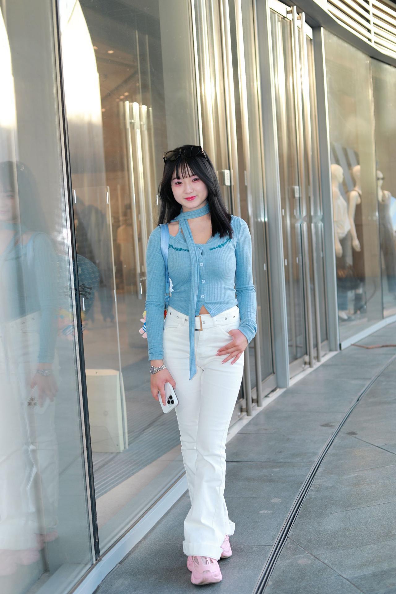 人像摄影约拍跟拍 万象城春季人像摄影原创原图直出照片我镜头里的太原美女