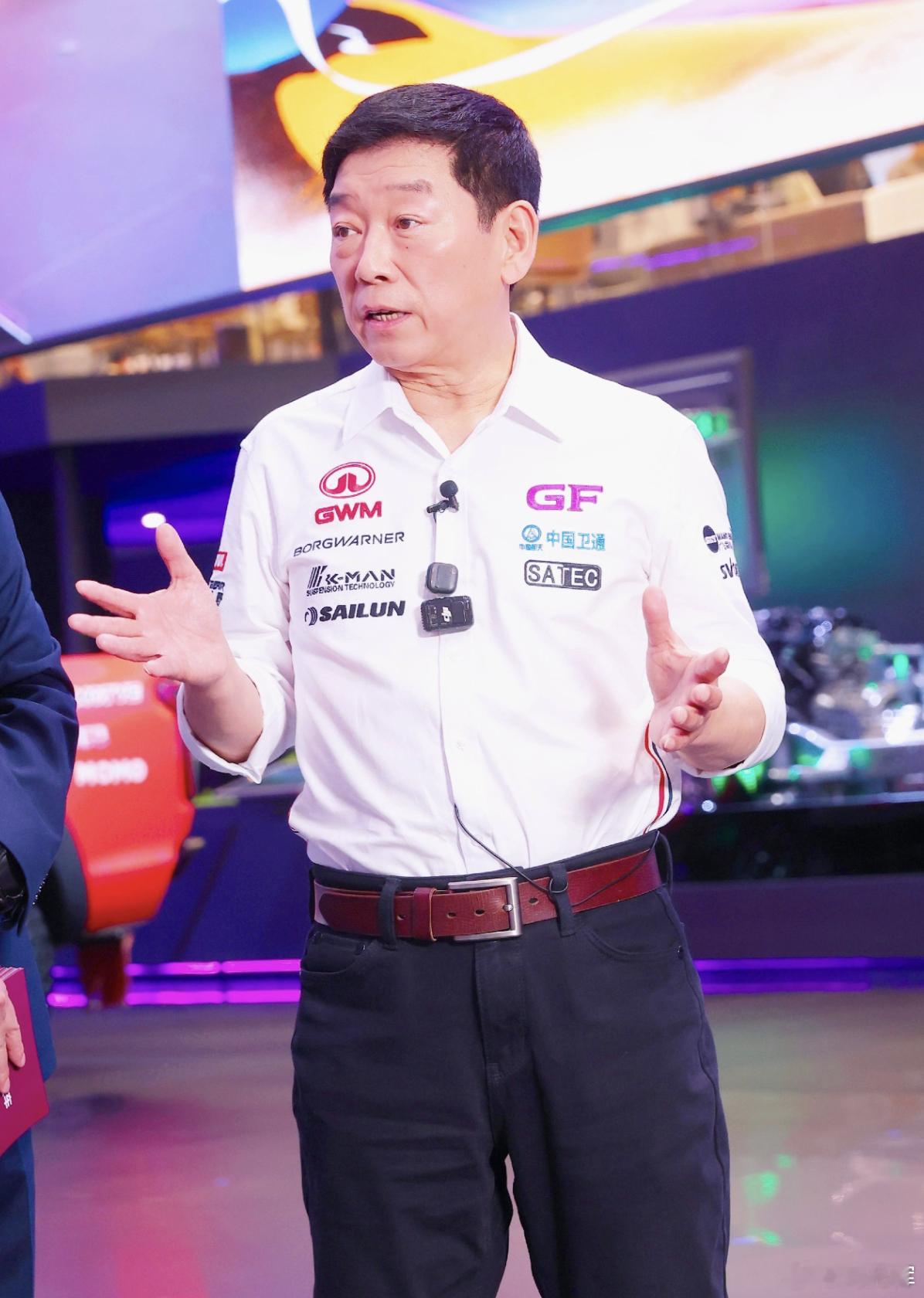 V8混动，GT3，纳斯卡NASCAR。达喀尔，国际汽联。当这些名词叠加起来，你会