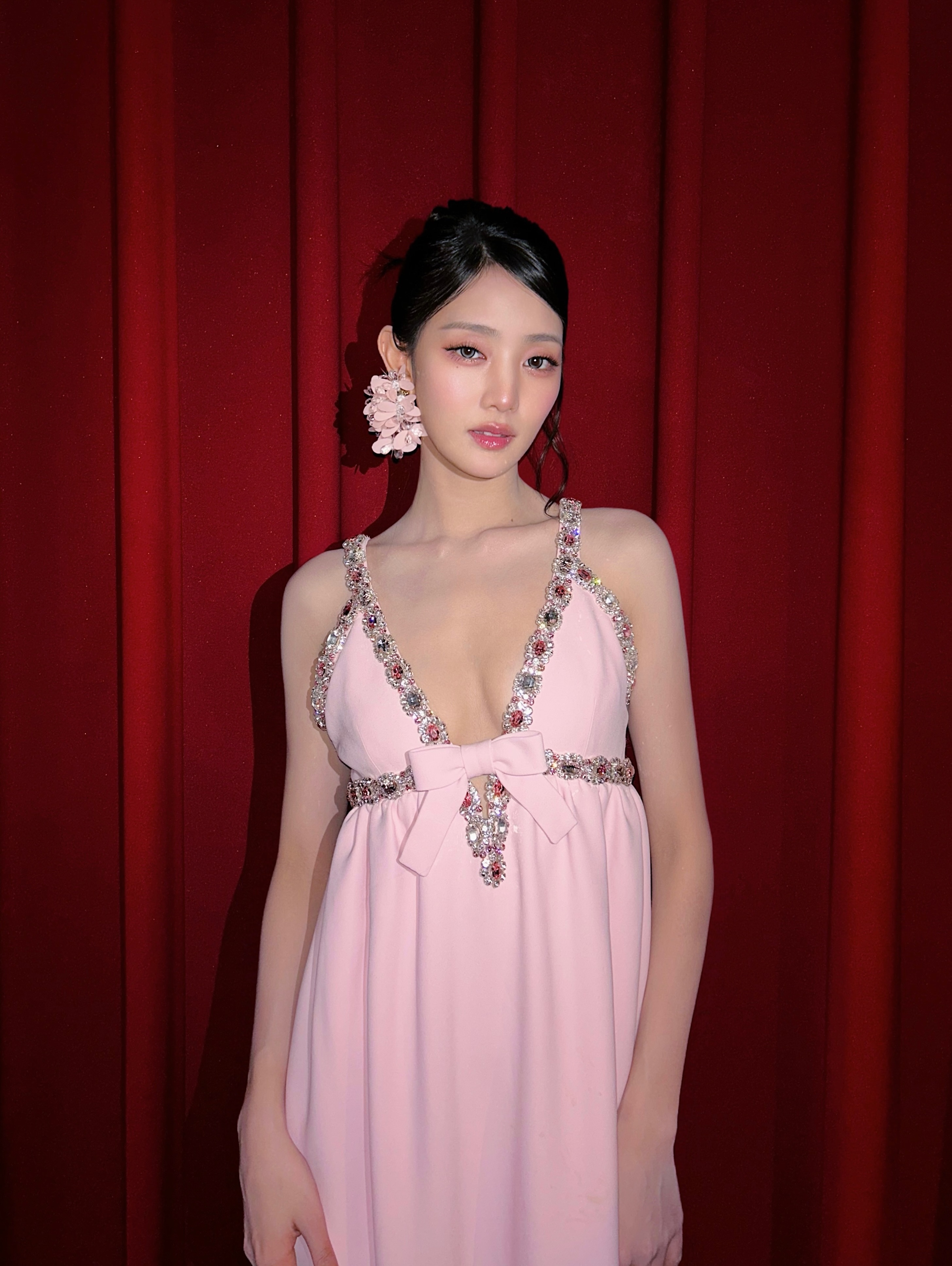 Minnie in Custom Miu Miu时隔不到一个月，Minnie 带