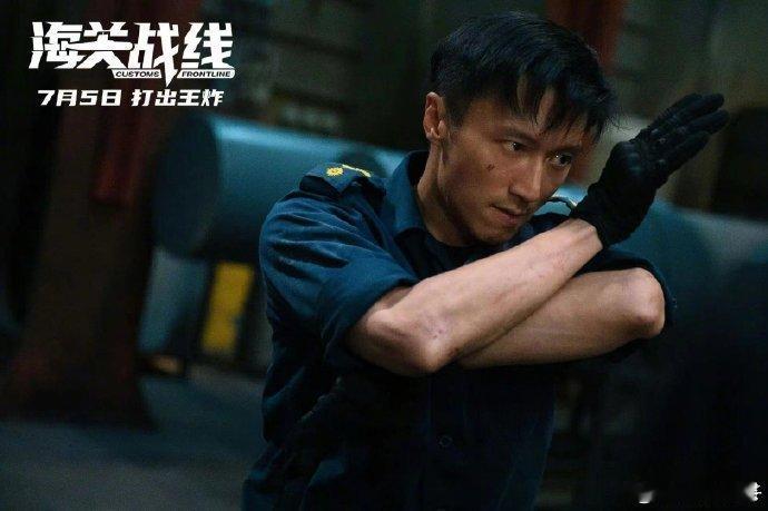 #谢霆锋回应保险公司不敢给他投保#好好好，不愧是龙的传人，看见这次海关战线就觉得