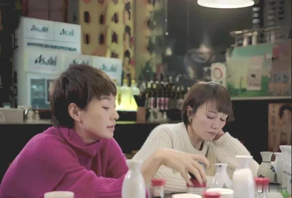 罗子君和唐晶内核不一样啊，不是说搞事业的女性都会变成铁娘子，同时工作能力强的人也