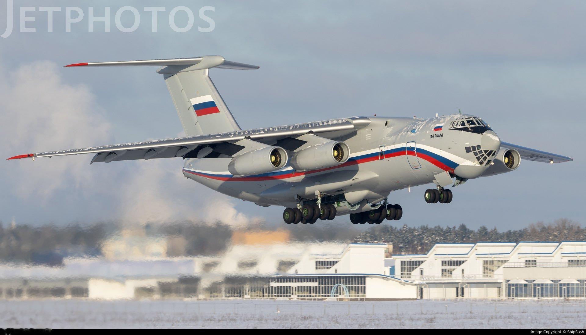 从被击落的俄军IL-76飞行轨迹看，不太可能载有乌克兰战俘根据俄乌双方信息，被击