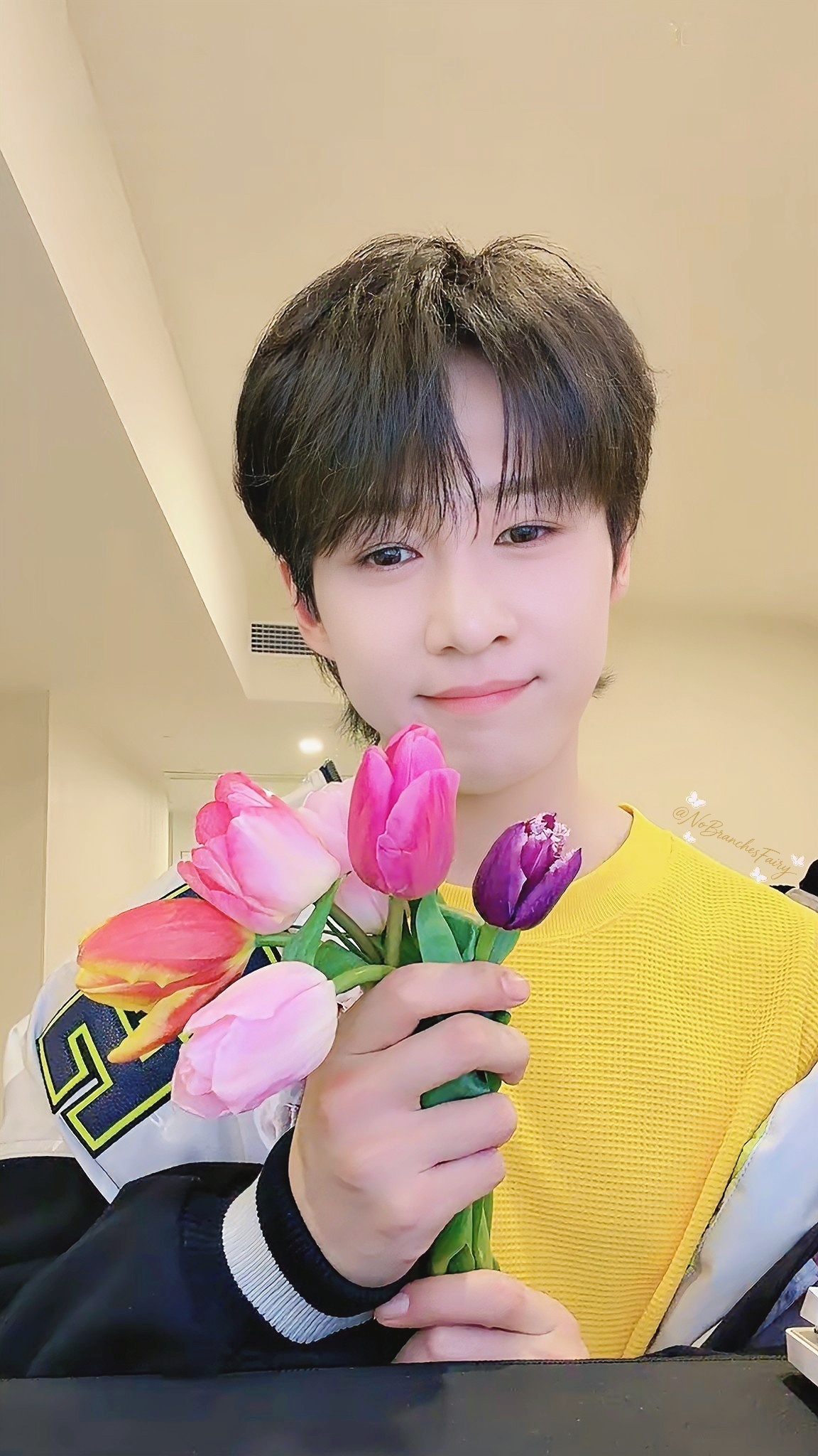 卓沅 💜 沅汽日常 沅咪就是这样把我的心搞得一团乱还在萌萌的笑