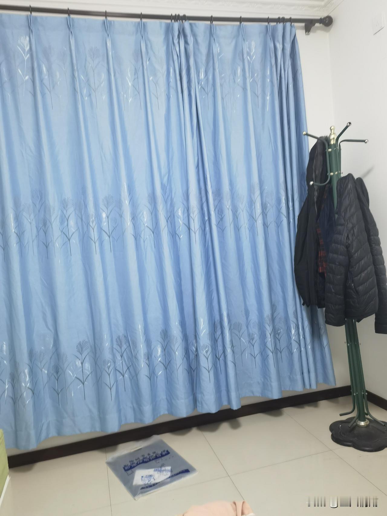 今年是我的灾年，从年头到年尾处处不顺。流年与我的命局大限天克地冲，光是病就得了三