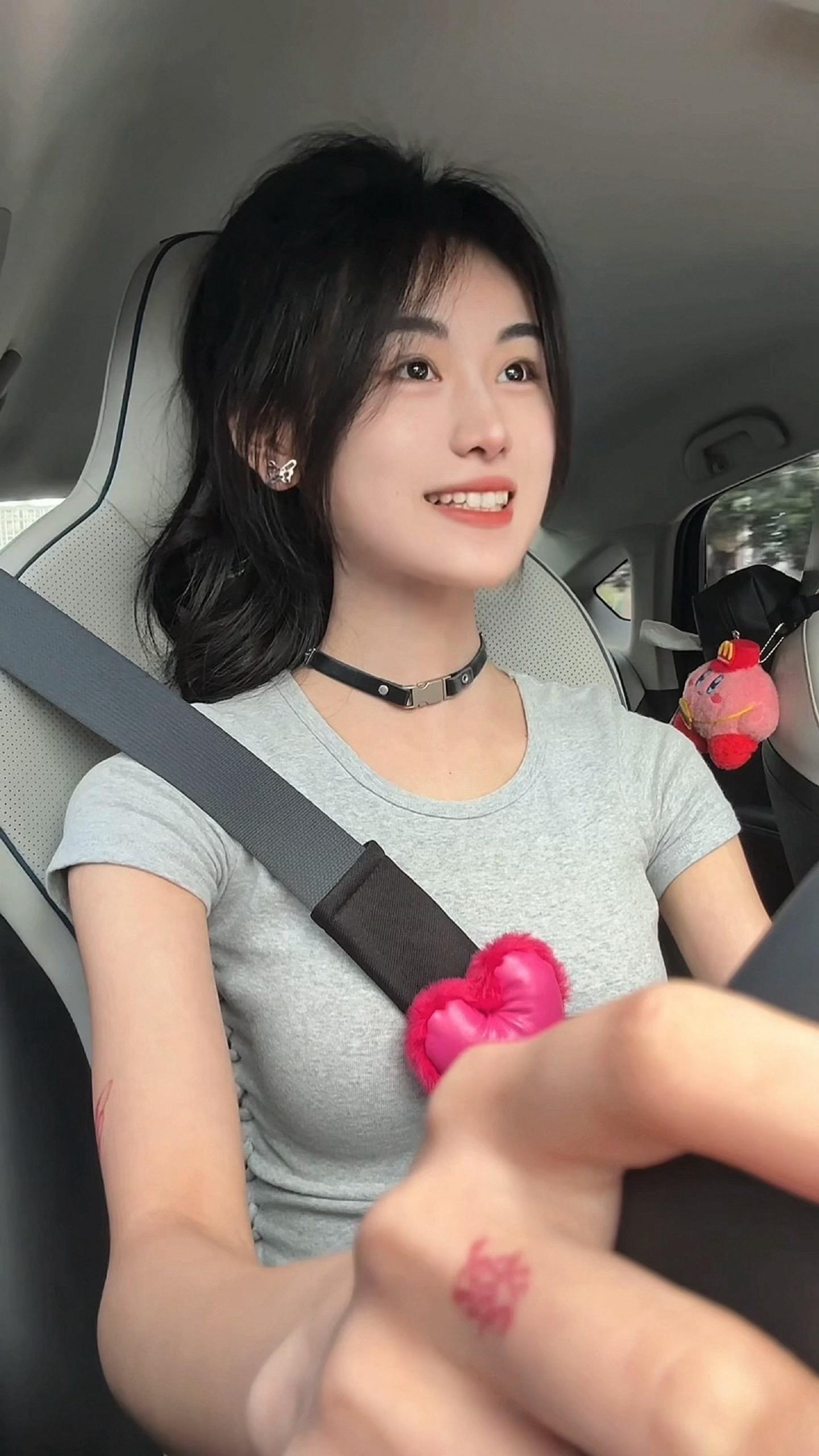 关于我们的一切 像是手中的咖啡 多热烈 都冷却