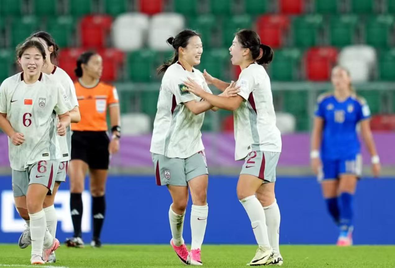 U20女足世界杯传来4个消息，
其中第2个消息最惊险：
第一个消息，
韩国1-0