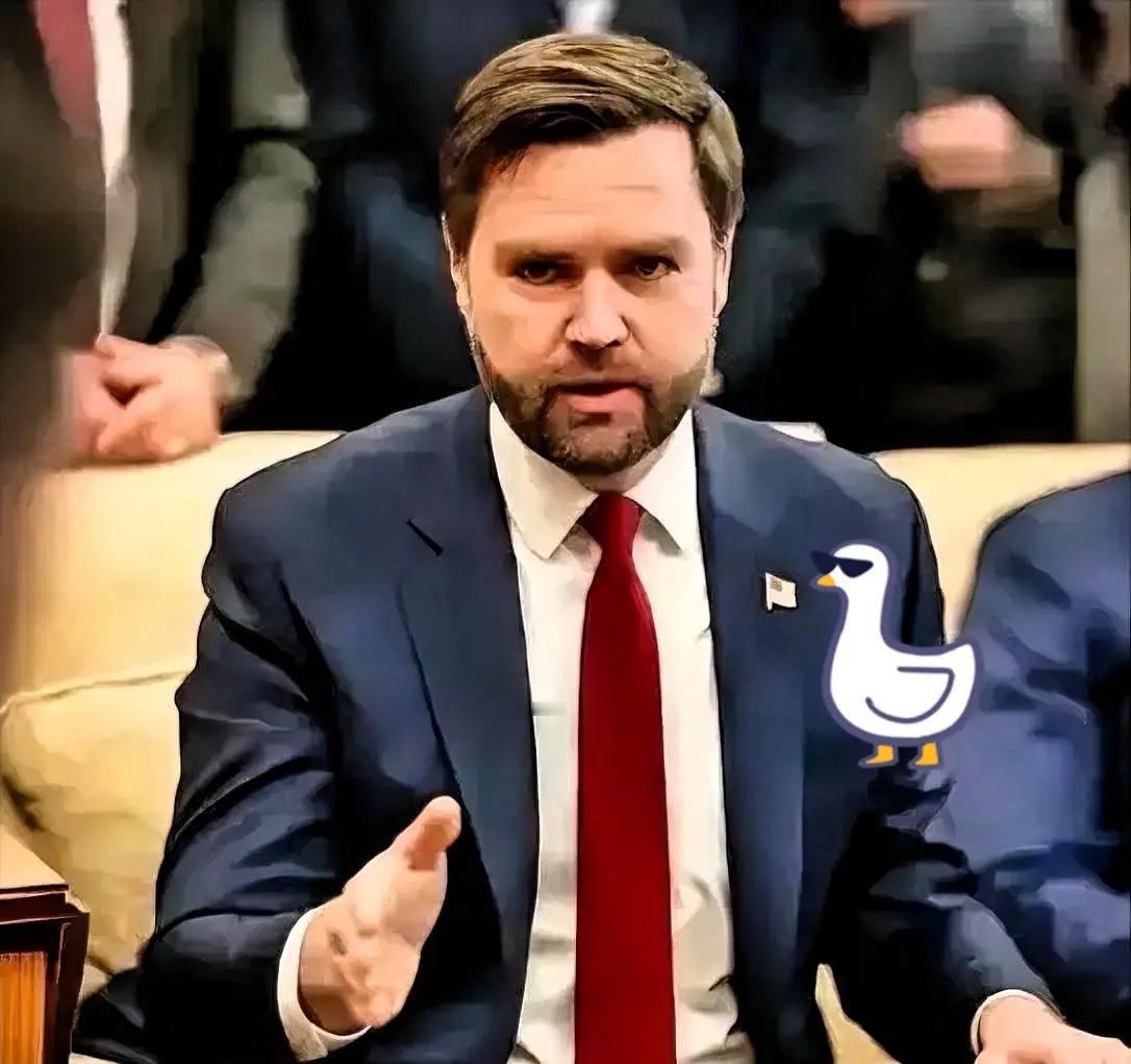 万斯一句话，算是把美国人的底裤给扒了个干净！

他说两岸真统一了，美国经济得掉层