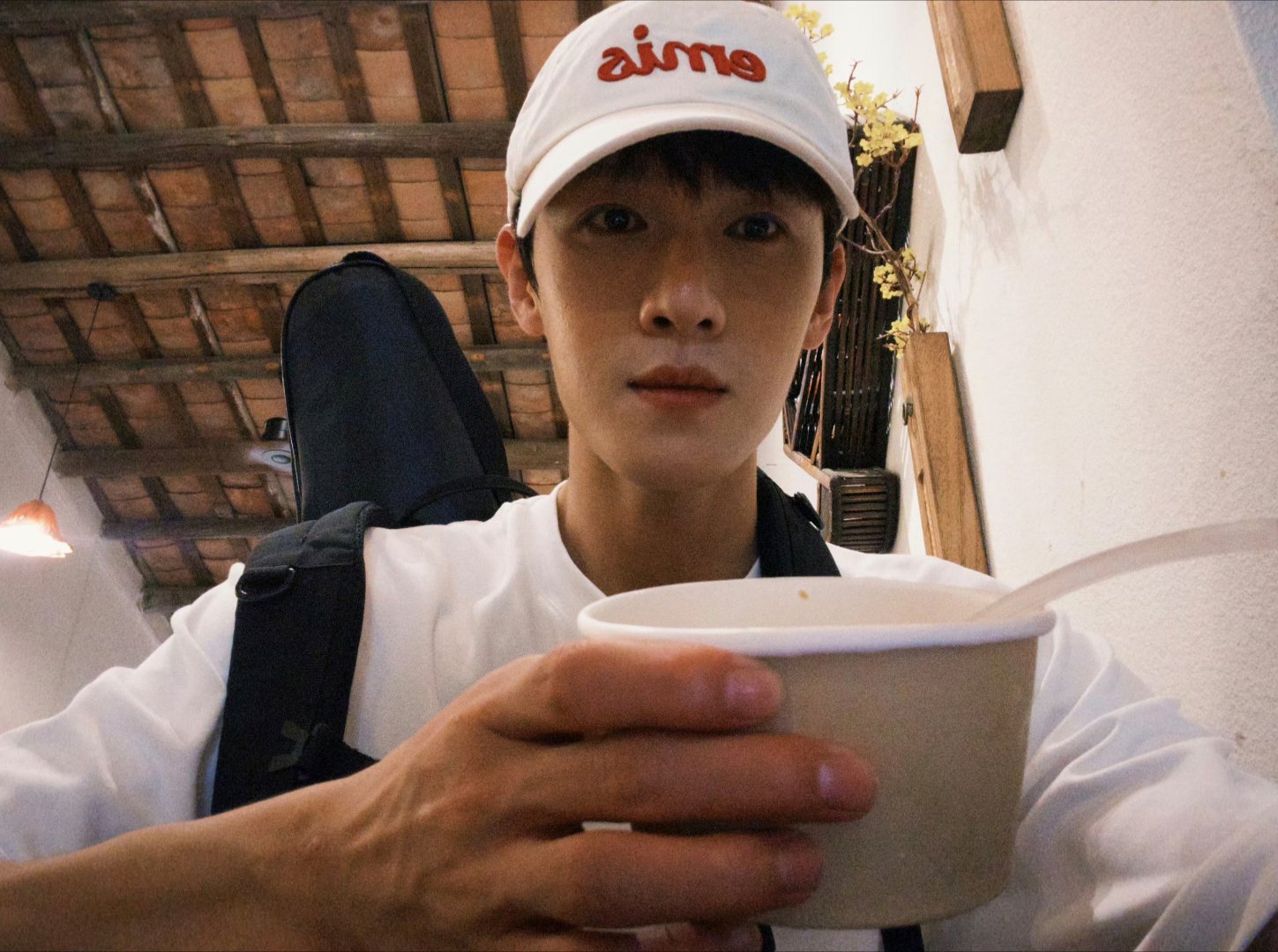 长的帅还坚持形象管理，怪不得镜头里面状态这么好演员在镜头面前保持好最佳状态是对粉